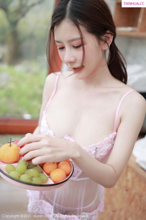 尹甜甜  [XiuRen]高清写真图 2021.03.29 VOL.3251 尹甜甜第18张图片